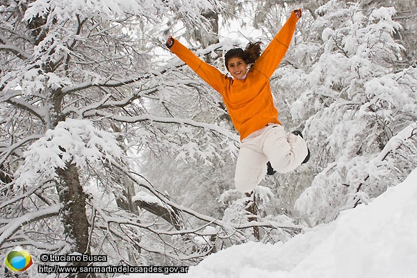 Foto Jugar en la nieve (Luciano Busca)