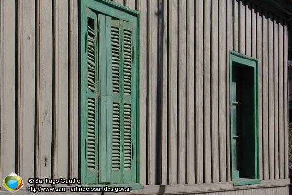 Foto Detalle de antigua casa (Santiago Gaudio)