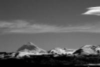 Foto Lanín en blanco y negro (Adriana Mussi)