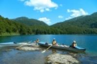 Foto Remo en lago Epulafquen (Bebe OConnor)